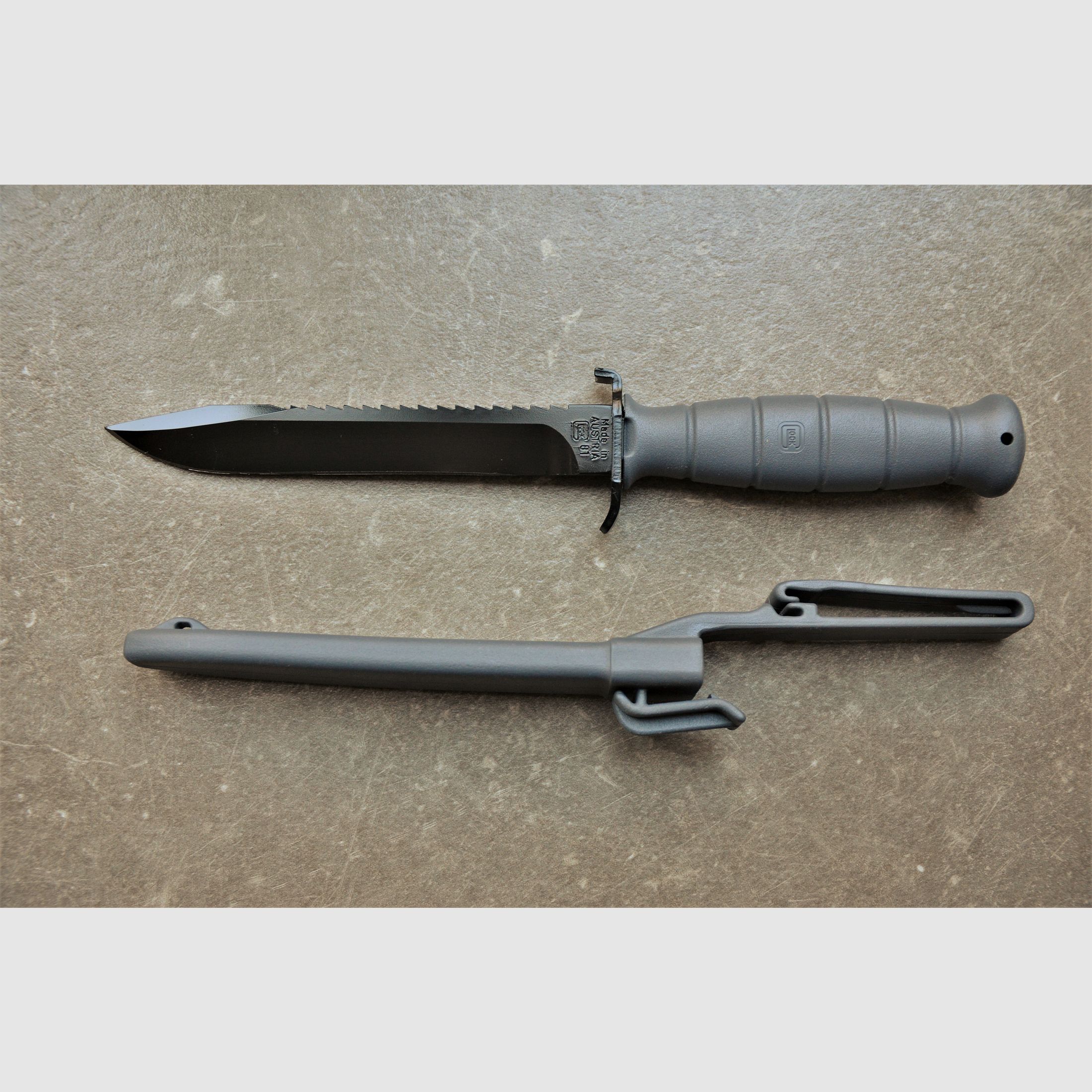 Glock Feldmesser FM 81 grau – Militärisches Mehrzweckmesser