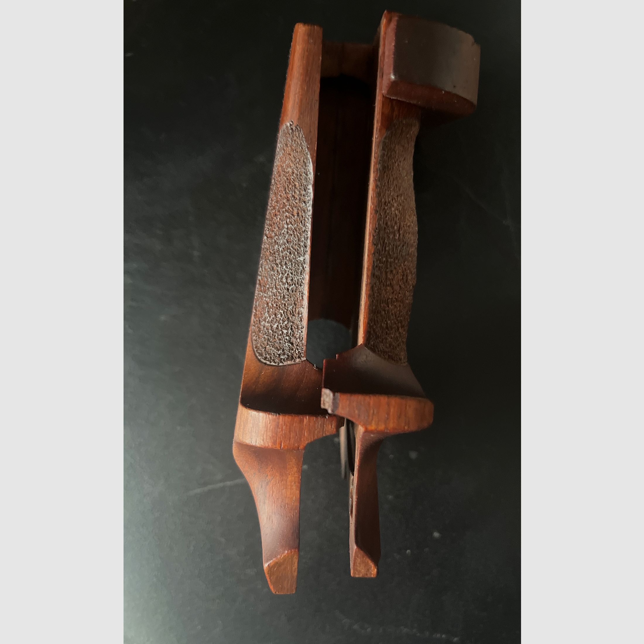 KN Nill Griff für S&W Modell 422 / 622 / 2266 / 2213 / 2214 / 2206 rechts, verstellbar mit Fingerrillen Rechtshändig