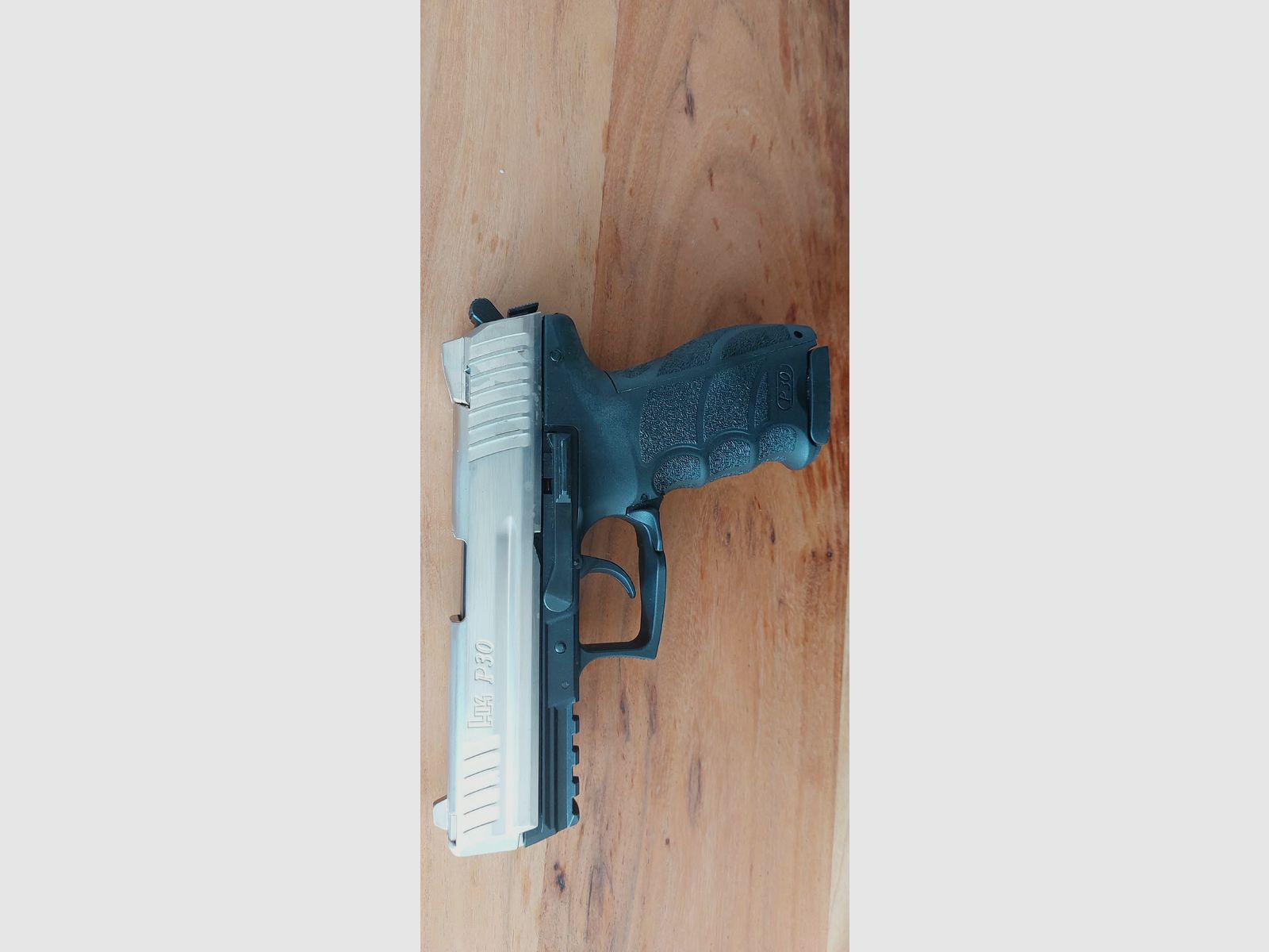 TOP Heckler & Koch P30 / Edition nichelata / Acciaio pieno / Calibro 9 mm P.A.K. in VENDITA!, immagine 3 di 6