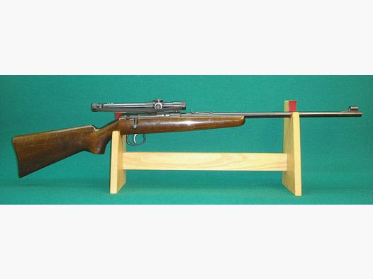 Anschütz repeating rifle with scope