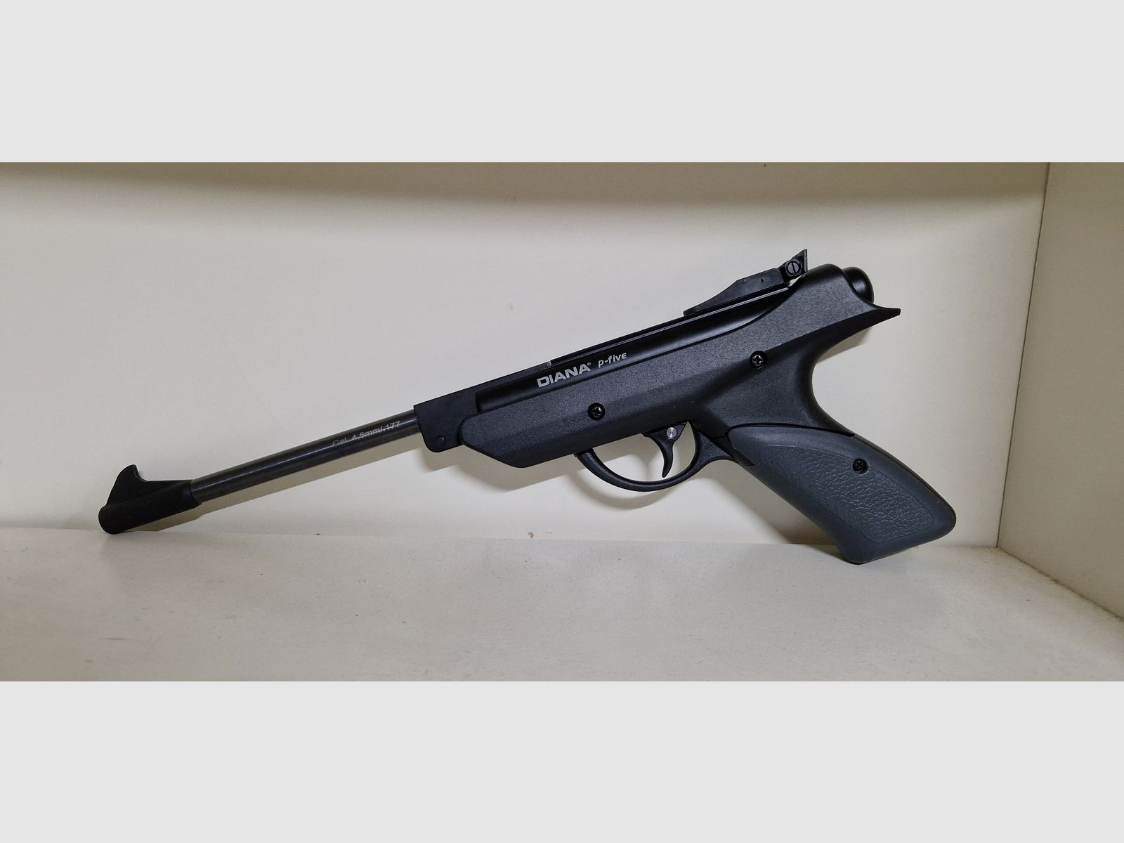 Diana p-five pneumatic spring pressure 4.5mm diabolo used air pistol
