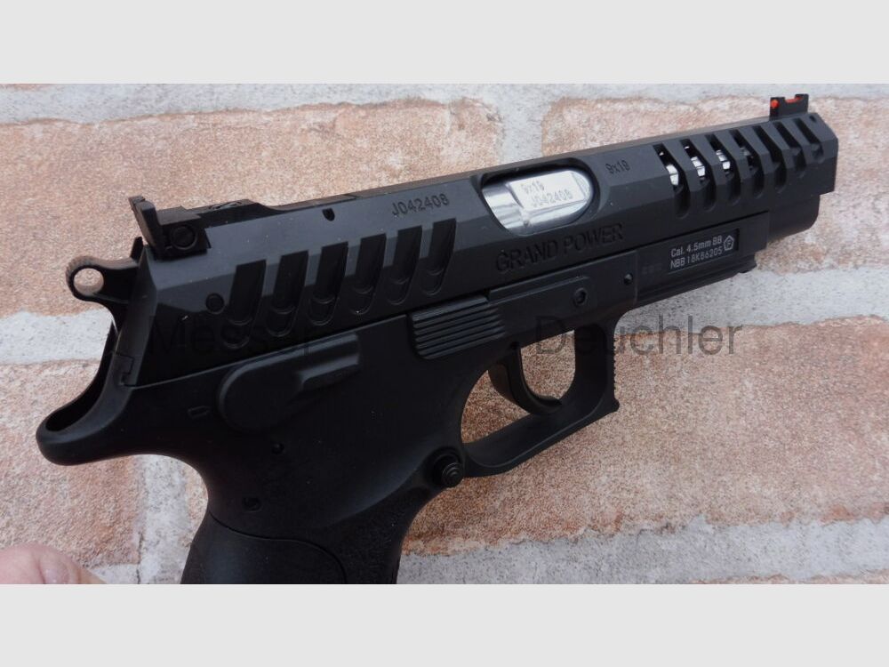 Grand Power x-Calibur