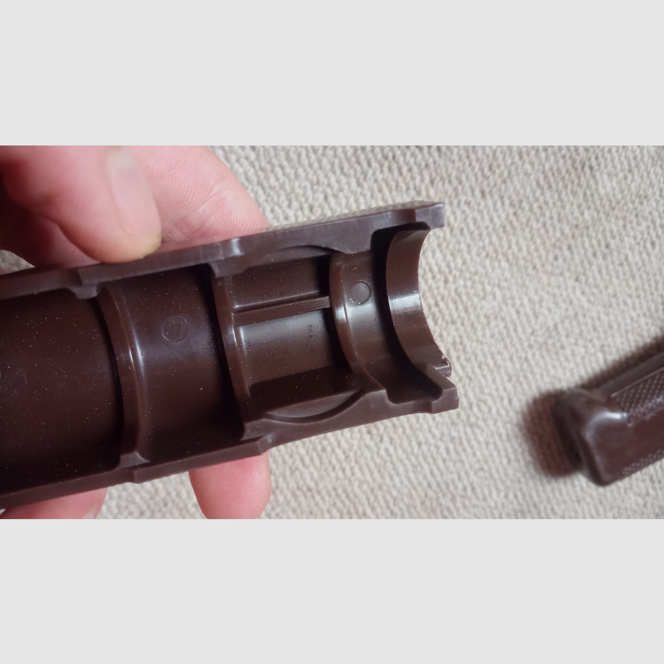 Ostdeutsche AKMS MPi Handschutz Garnitur für AKM und AK74 Bakelit und Plaste // mittelbar Einbau auch NEDI SDM Type 56 möglich