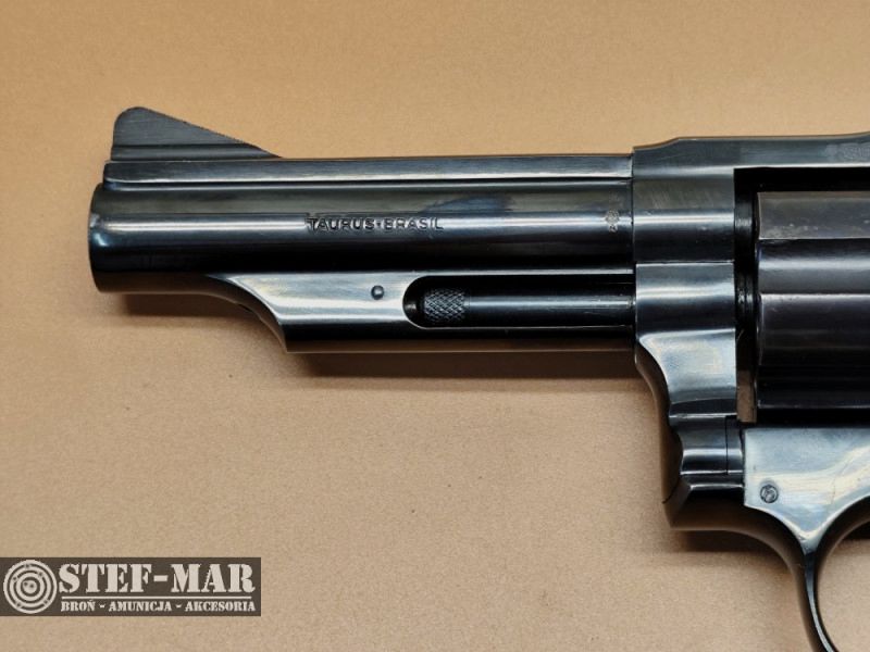 Rewolwer Taurus Brasil 4",kal. .357 Mag. + .38 Spec. [G1033], zdjęcie 4 z 11