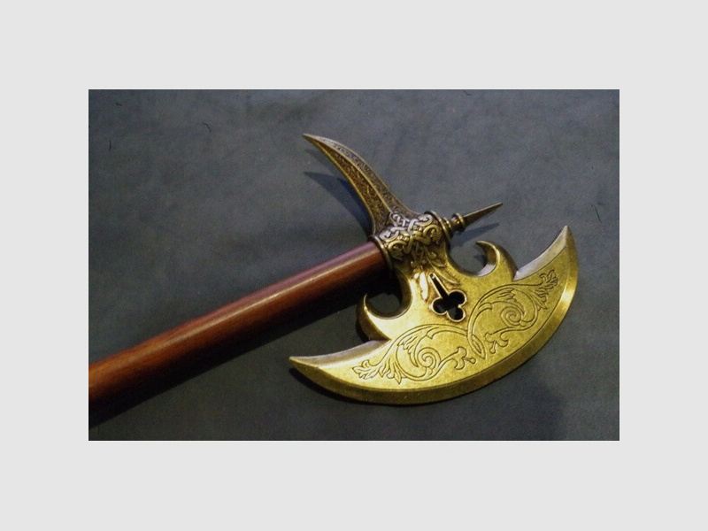 Mittelalter Axt Deko mit Holz - Stil Verzierungen, 73 cm Muster Denix ?