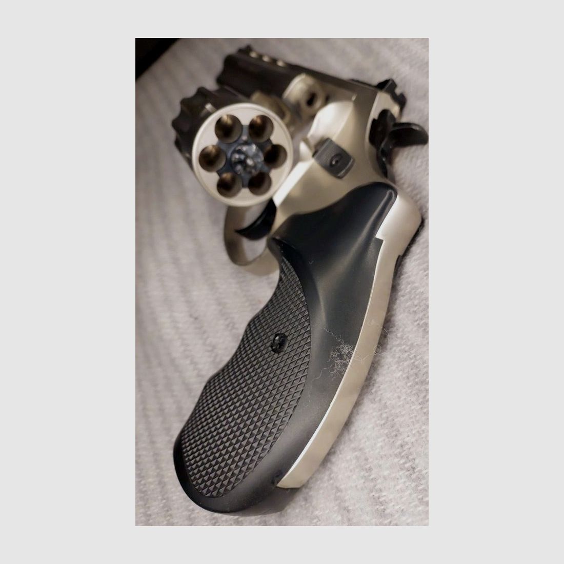 Ekol Viper 4.5 inch blank firing revolver nickel 9 mm R.K. (PTB 1062) like new!