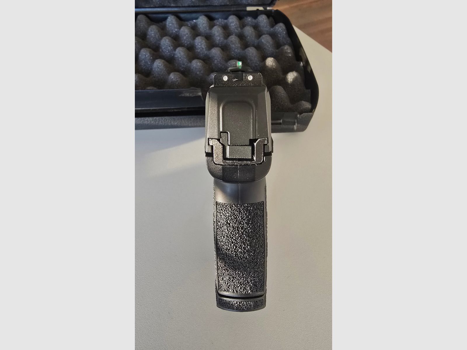 Sig Sauer zestaw - 4,5mm CO2 Sig Sauer P320 X Carry & P365 oraz akcesoria
