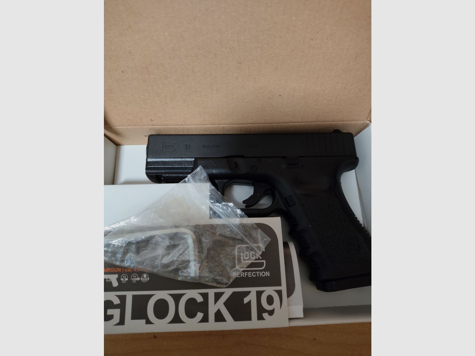 Glock 19 Co2 Pistole 4,5 BB von Umarex