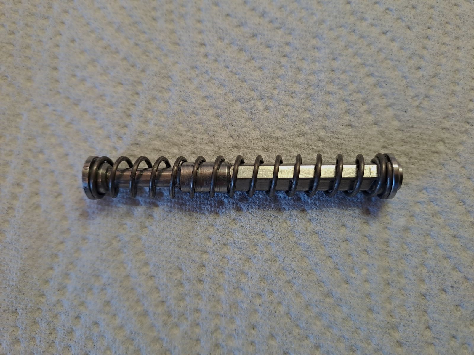 SIG 228 recoil damping system
