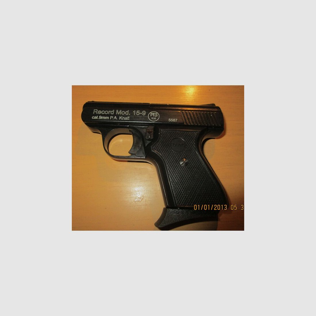 Modell Record 15-9 cal. 9 mm Gas-,Start-, Signal-Pistole