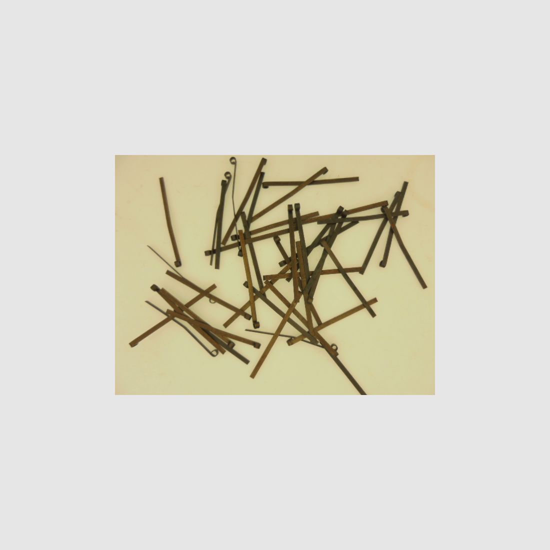 RESSORT EJECTEUR ERMA KGP69…., image 2 sur 6