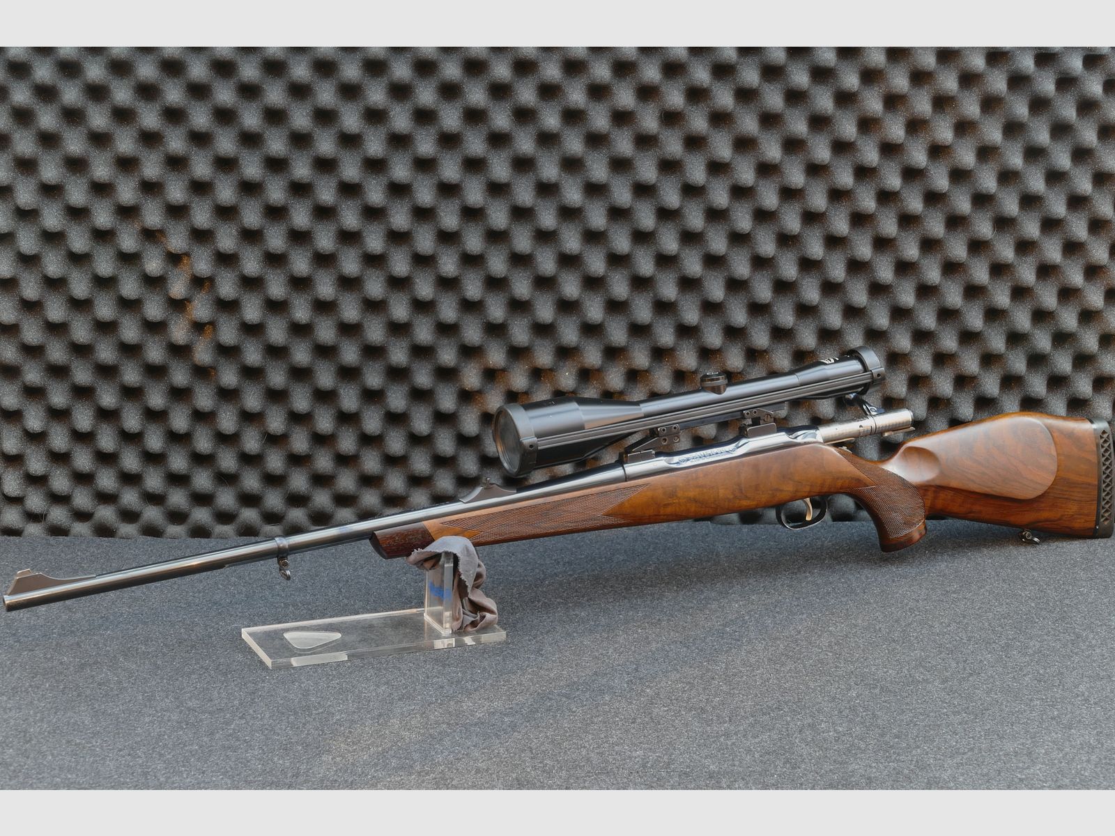 Sauer (Eckernförde) model 90, .30-06Spr – lepsza klasa drewna - Wspaniały stan