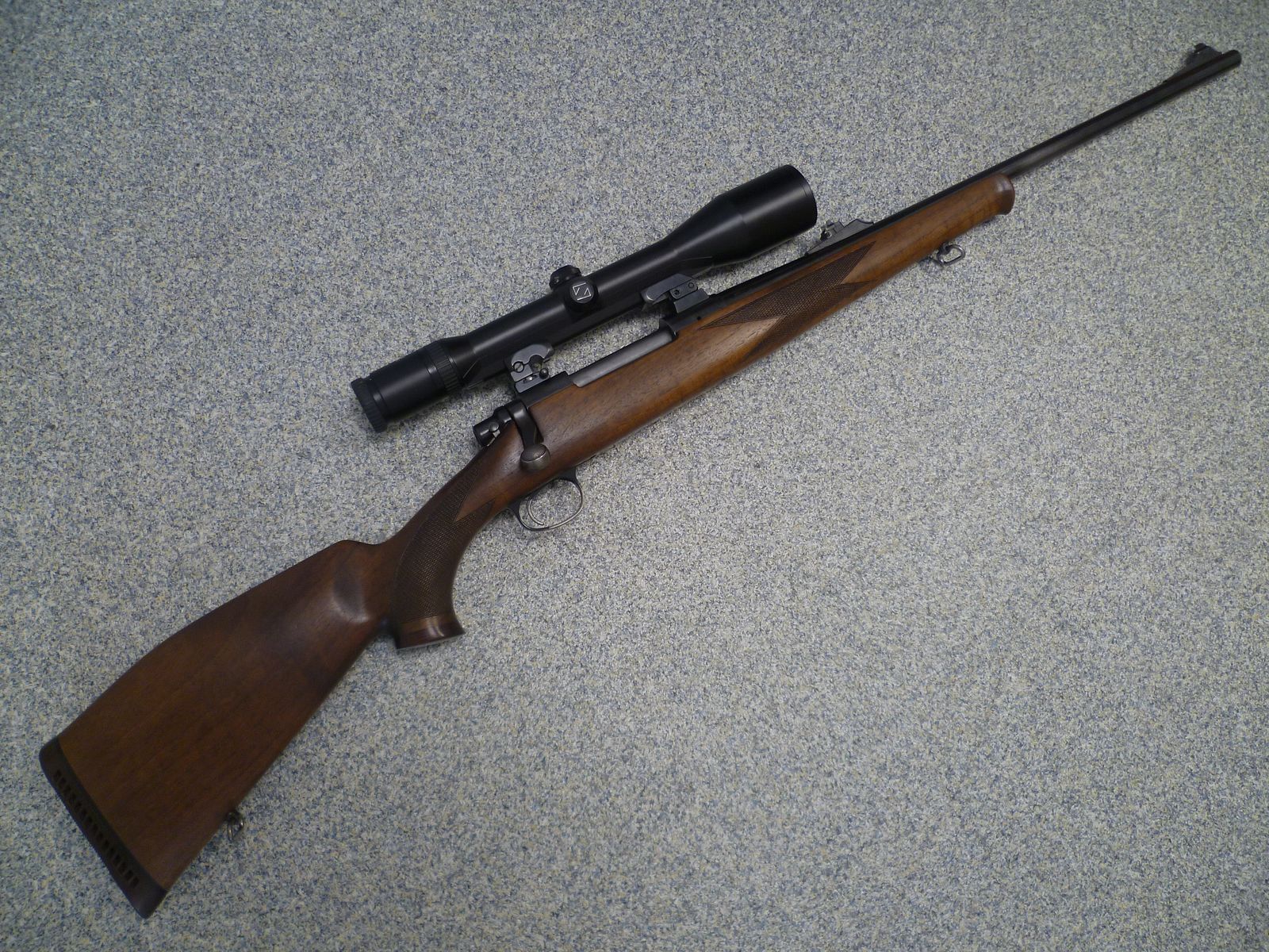 Repetierbüchse Remington 700 .30-06 Spring.