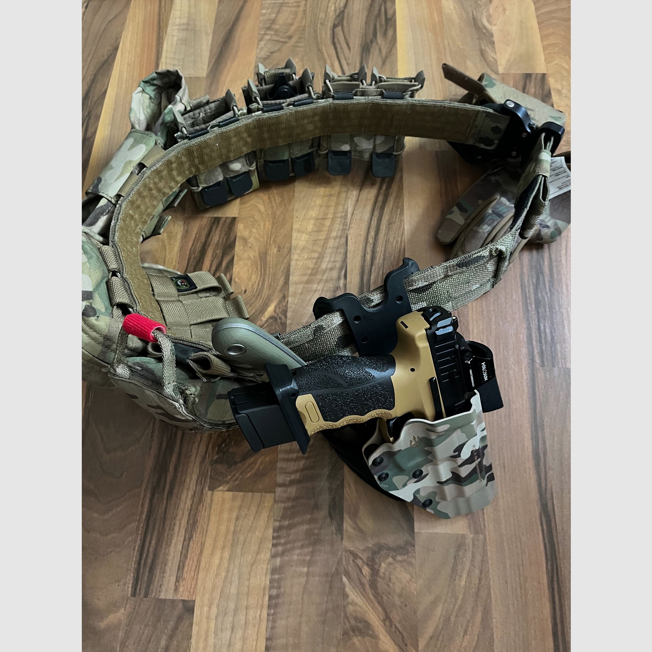Heckler & Koch HK-Pistole Mod. SFP9 L + Holosun