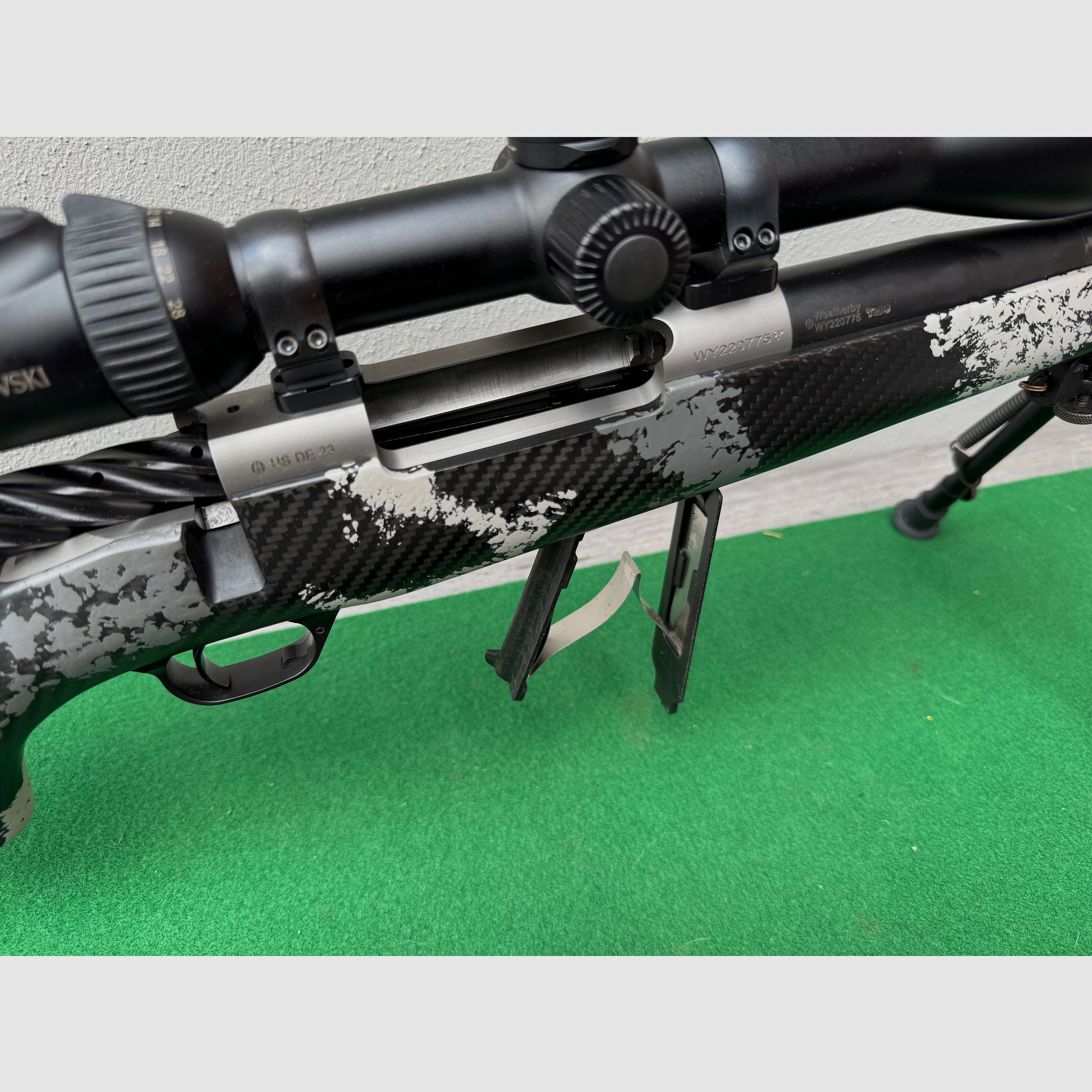 Weatherby Mark V Backcountry 2.0 Ti Carbon .300 wby mag