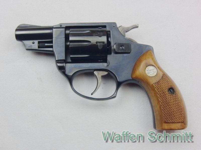 Spanischer Revolver Astra Cadix, Kaliber .22lr. mit 9-Schuß Trommel.Sehr guter Zustand!!!