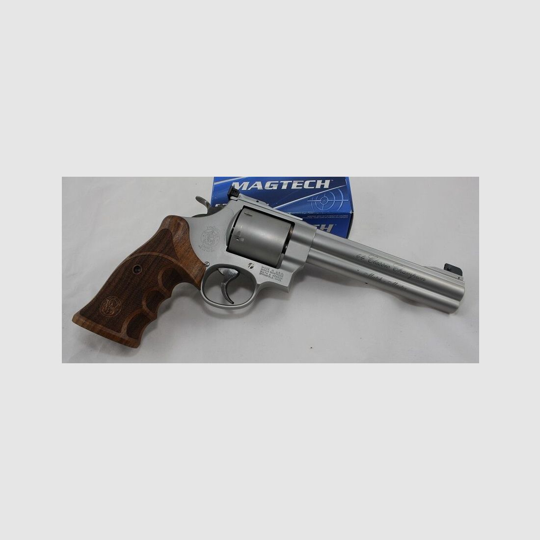 Smith & Wesson	 629 Match Master