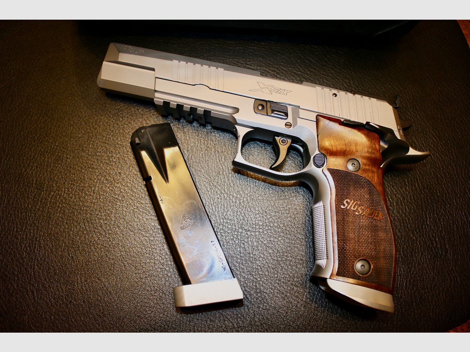 SIG Sauer P226 X-Six Classic