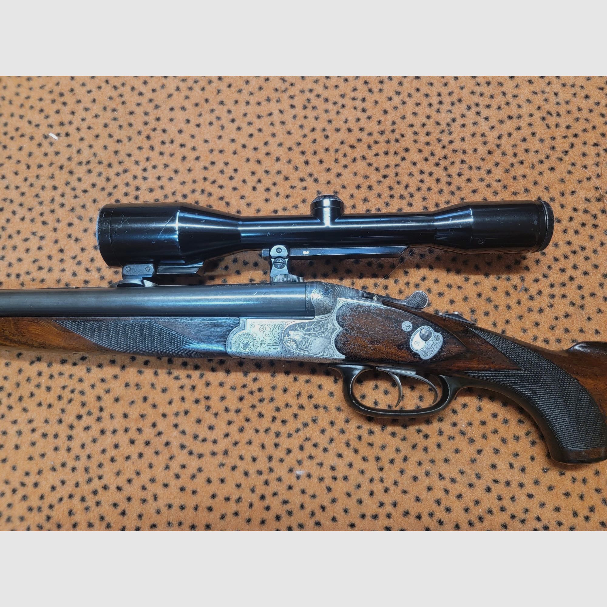 Sauer und Sohn Drilling Modell 3000 mit Handgravur 