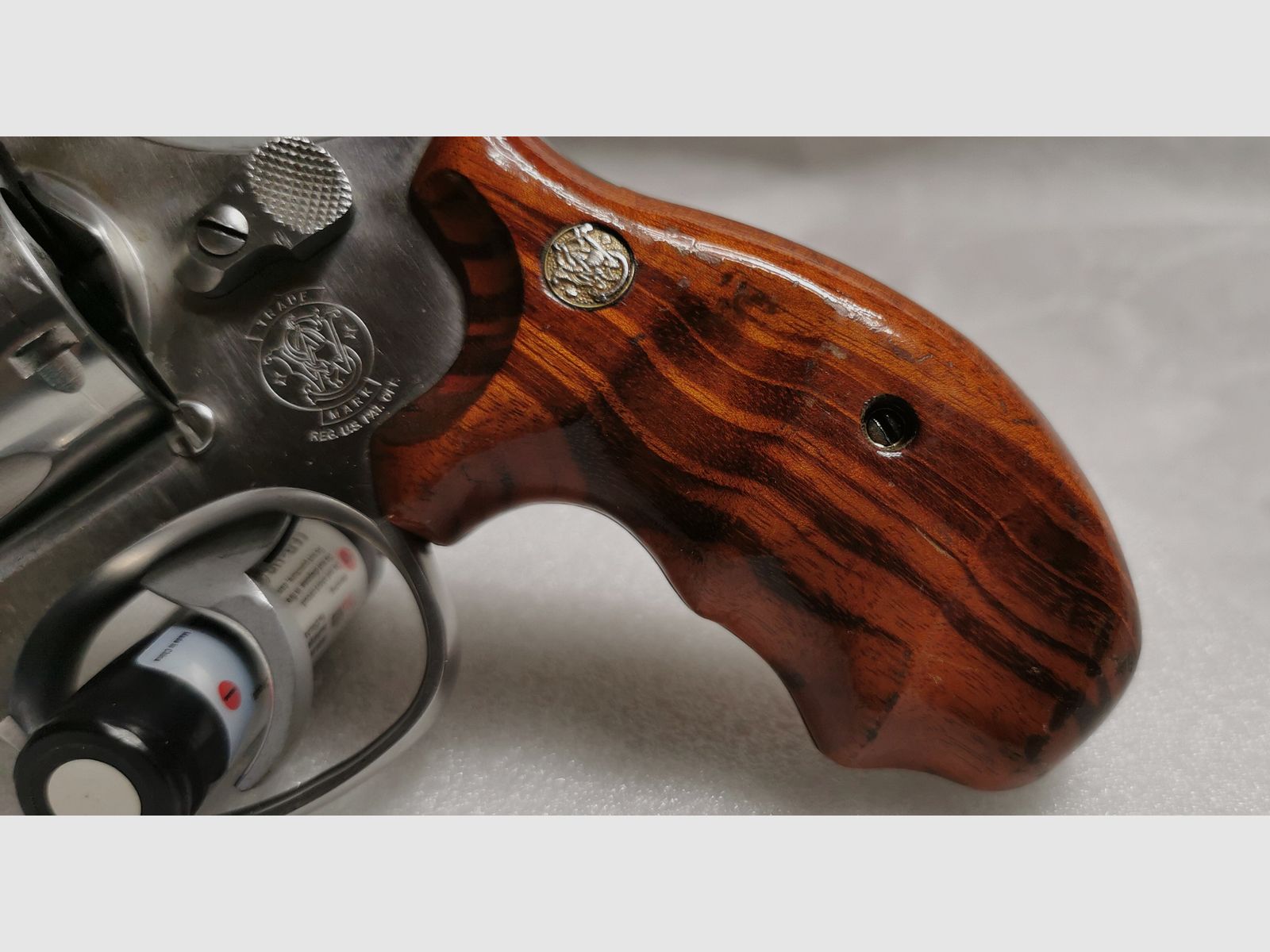 Revólver Smith & Wesson Modelo 686, Cal. 357 Magnum, 2,5 pulgadas, modelo especial