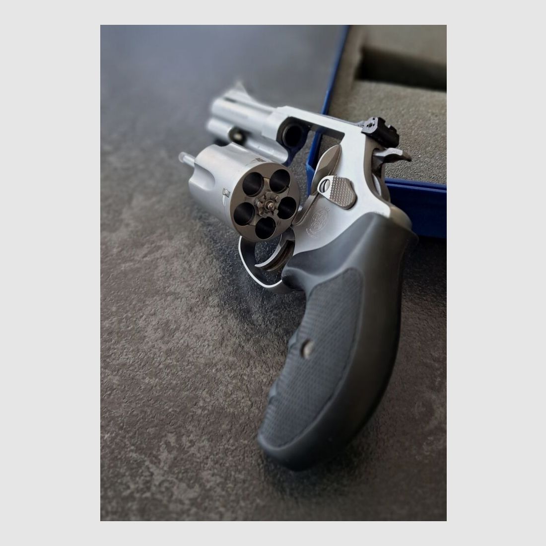 Smith&Wesson 601 60-10 Small Hunter