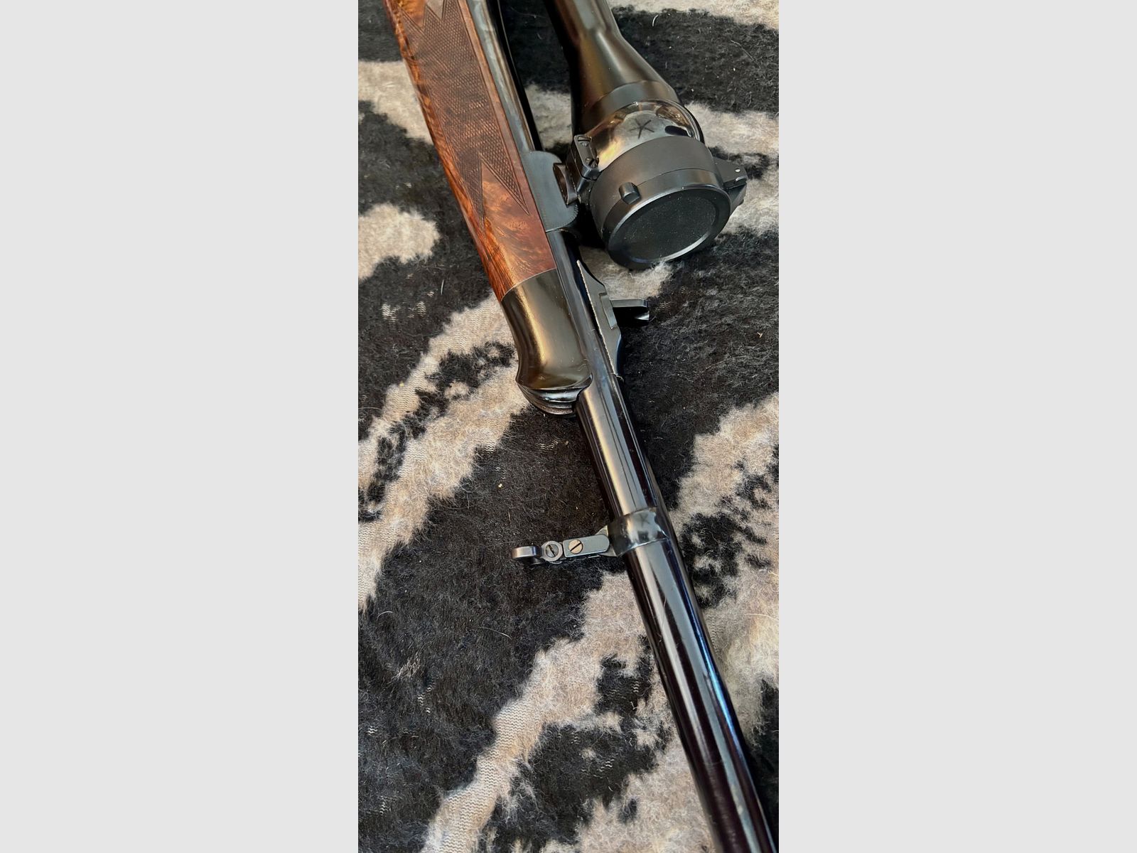 👍🏻Custom made big game rifle in British safari style 7 mm RemMag. 🐆🦌🐅