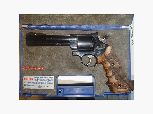 .Smith & Wesson 629