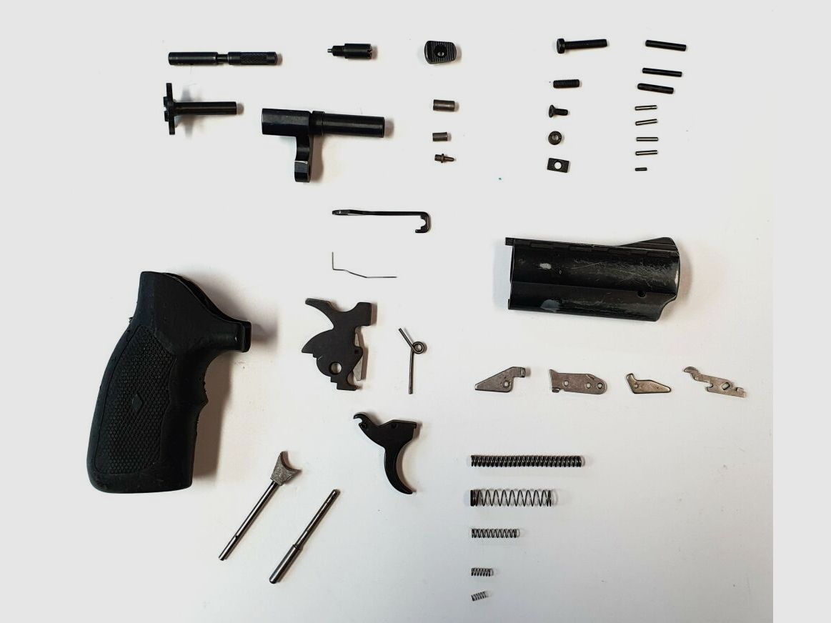 Weirauch Freier Teilesatz Weihrauch Arminius HW 38 Revolver .38 Special 39Teile
