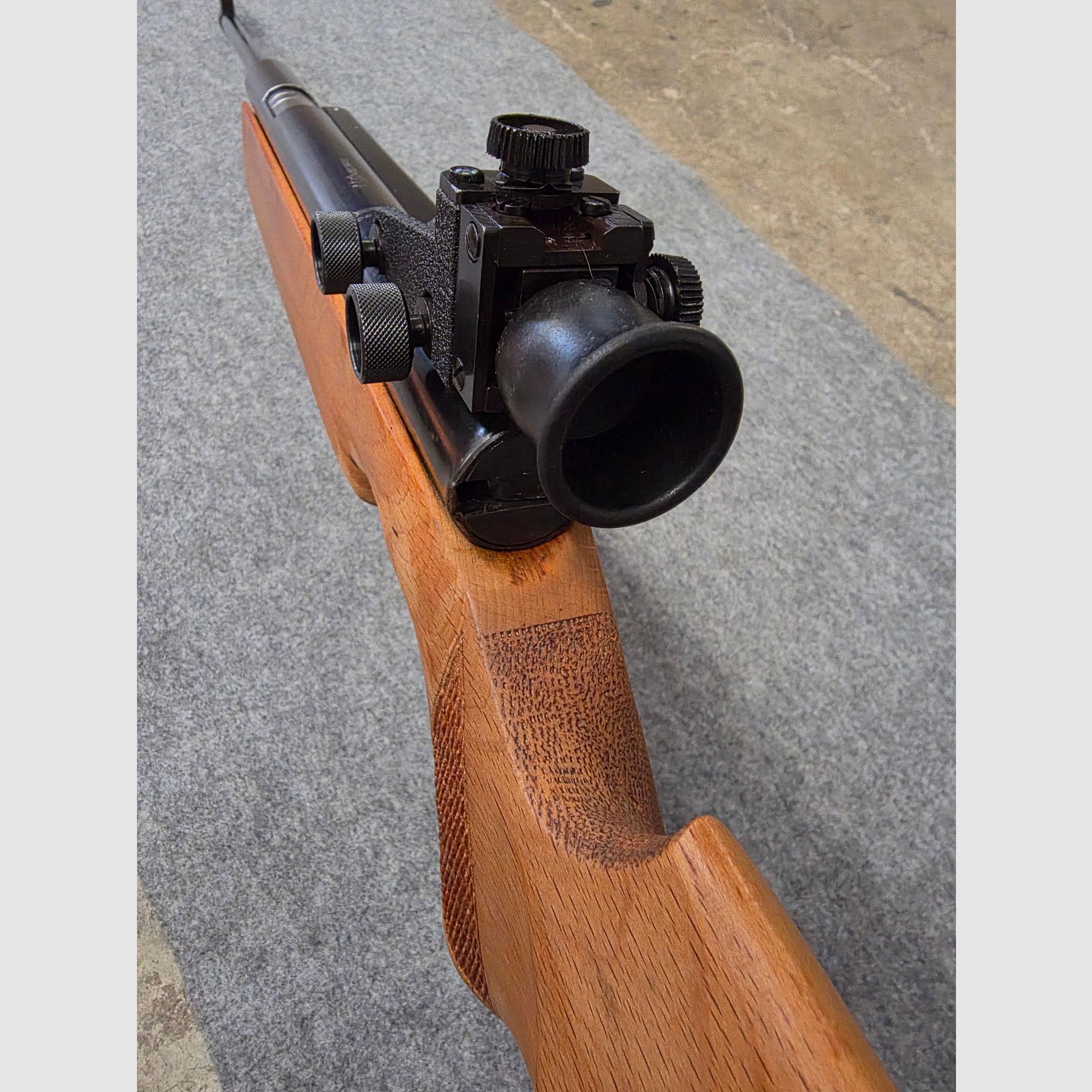 Im seltenen Holzschaft Monte Carlo Haenel Seitenspanner Mod. 312  mit Diopter im  guten Zustand cal. 4,5mm Diabolo