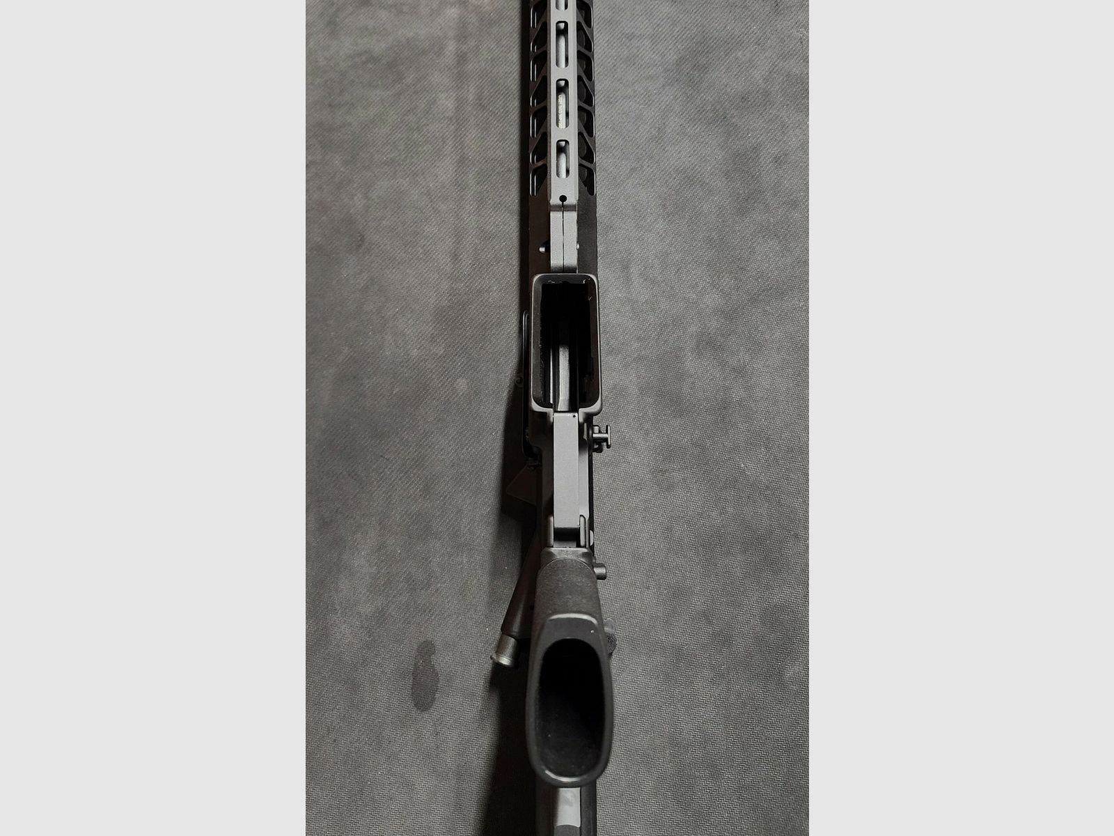 BATTLE ARMS Workhorse 16″ Kal. 223 Rem (auf Lager), Bild 8 von 10