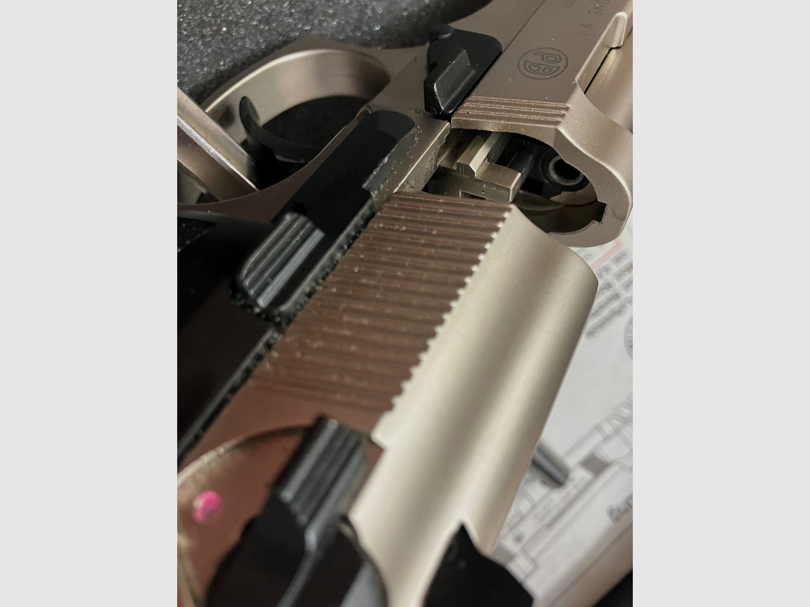 Pistola Co2 Umarex Modello Beretta 92 FS, calibro 4,5 mm