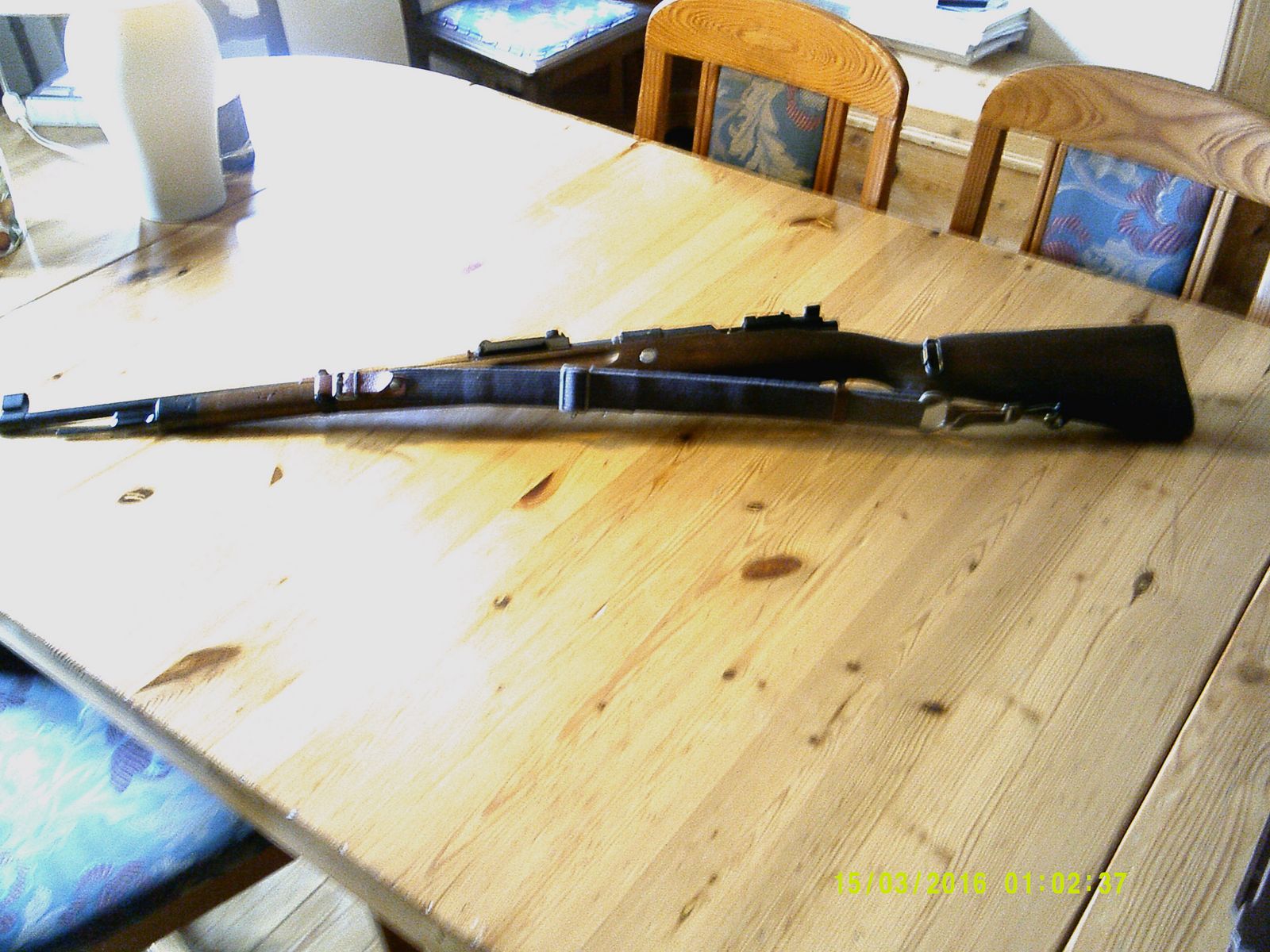 Double Bell Karabiner K 98 Kaliber 6mm BB  mit Holz und Kunststoff-Schaft.