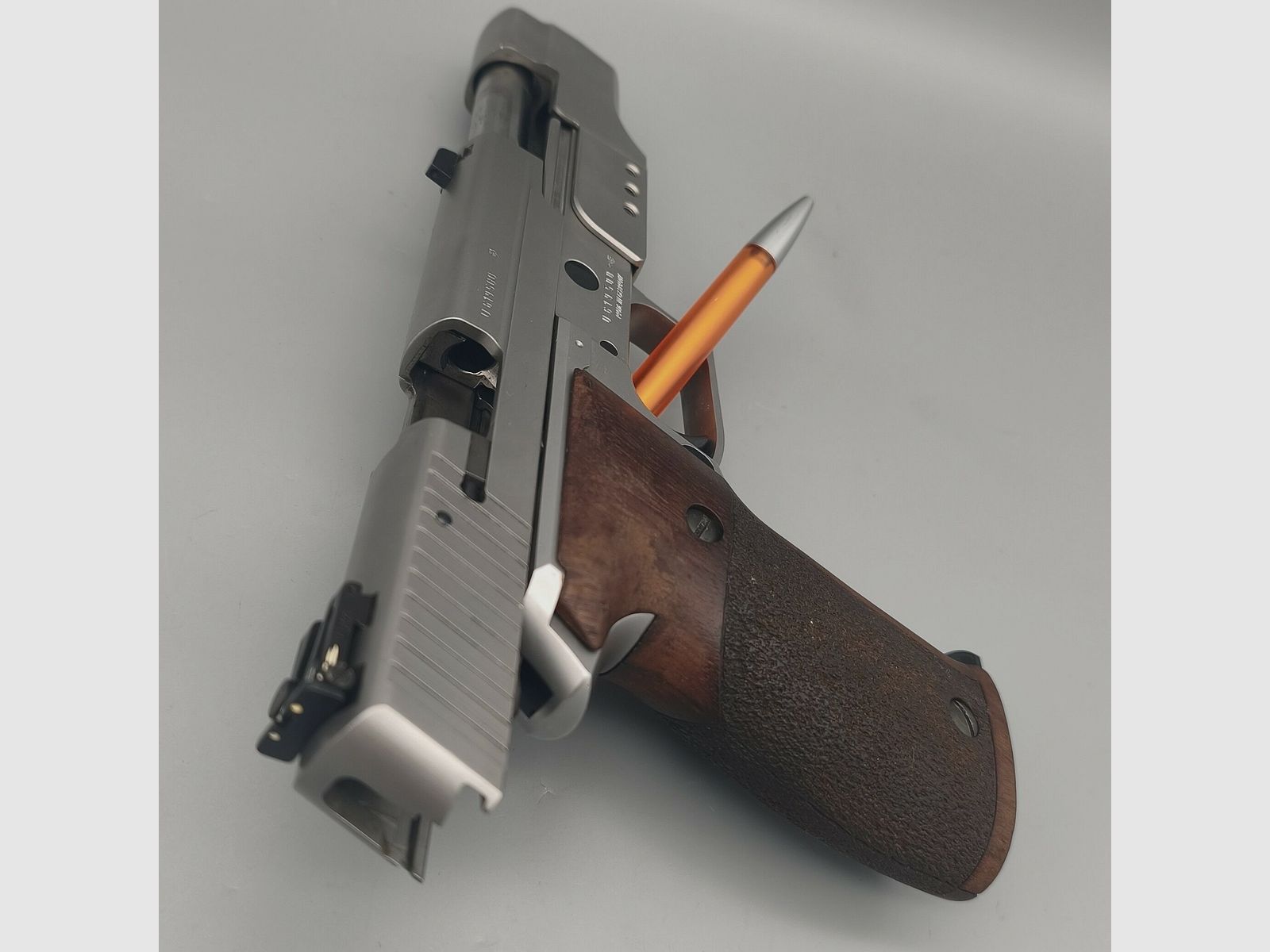 SIG Sauer P226S con Romeo 1 e mirino regolabile 9mmLuger