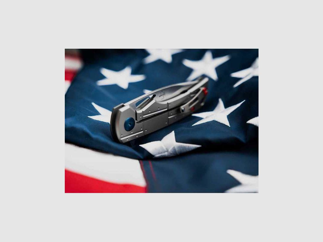 Böker Plus P-51 Damast Titan Taschenmesser