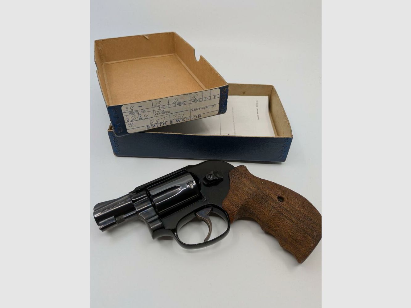 S&W 38