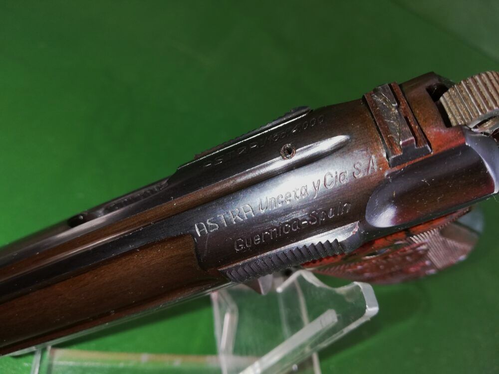 Astra 4000