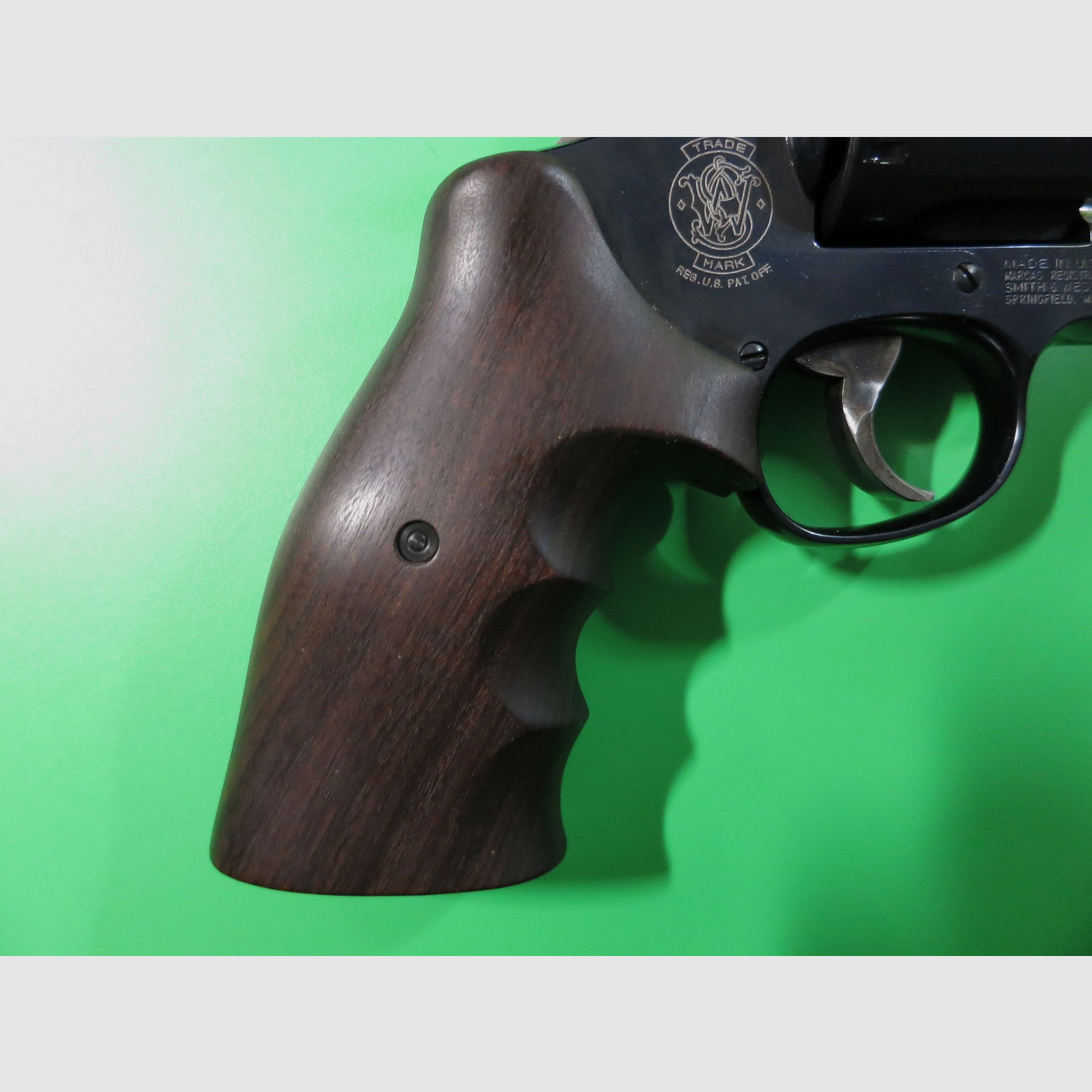 Revolver SMITH & WESSON Model 586-4, Target Champion 6", Cal. 38/357 Mag, Royal Blue #97