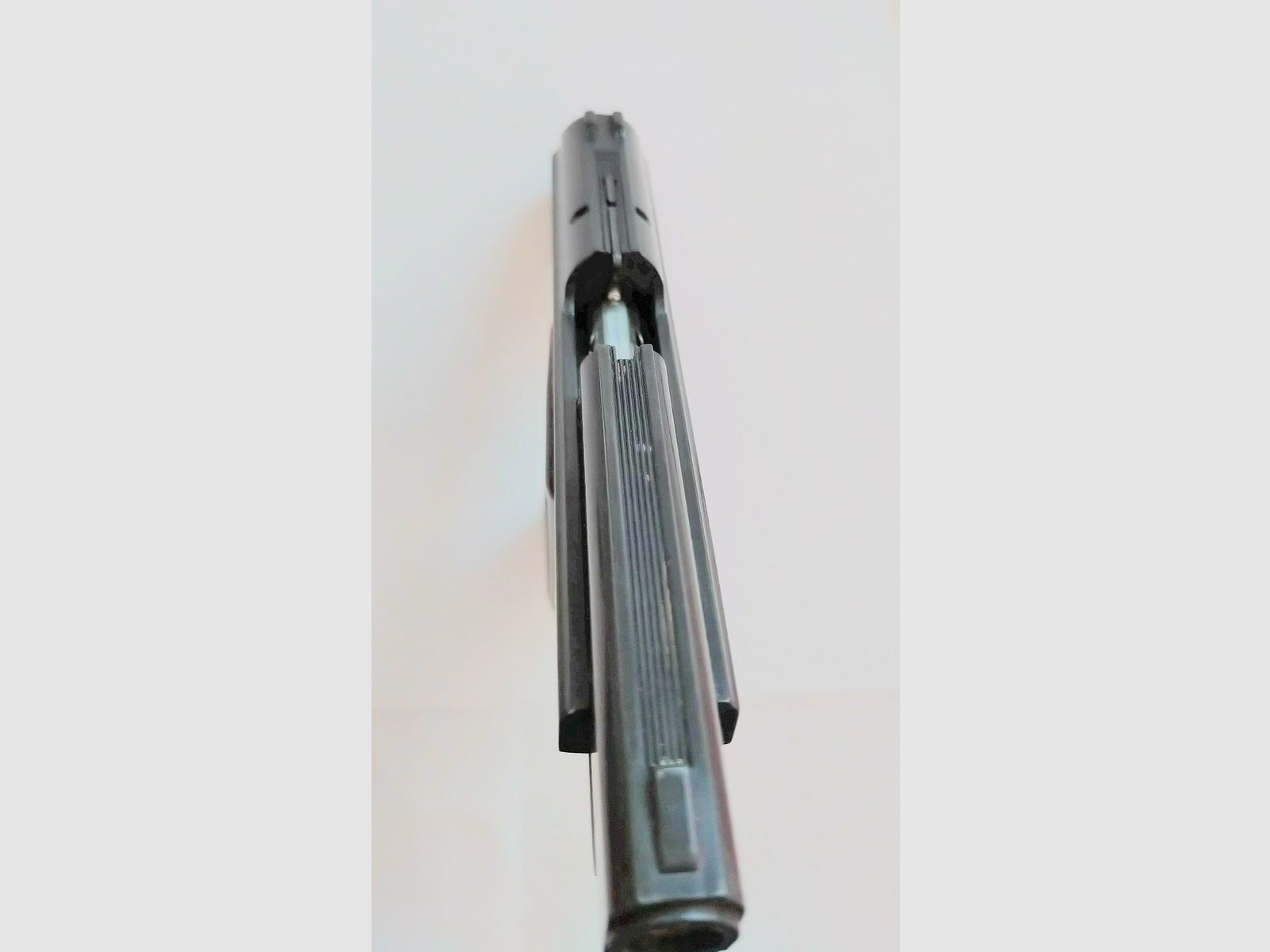Reck  Automatic 8mm. TOP Zustand. Originalverpackung und Zubehör.