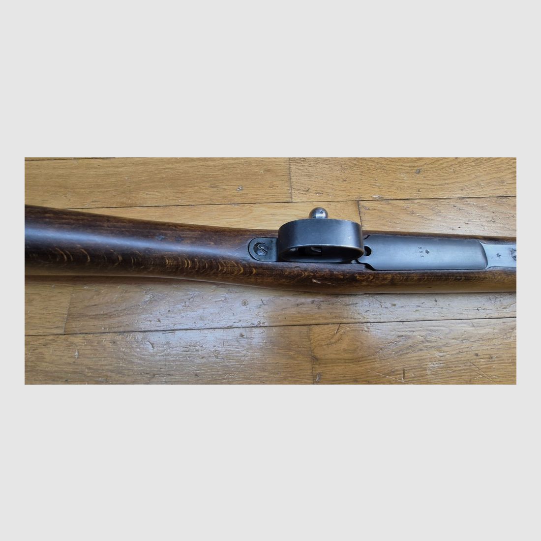 Sehr schönes Wettkampfgewehr schwedisches Mauser M96 – Herstellung Carl Gustav von 1919 – Originalkaliber 6.5×55 schwedisch – Magazin auf einen Schuss beschränkt – Mauser Familie 1893 – Präzisionsvisier – Schwedische Mechanik – Brünierung 97% – Wunderschöner Lauf – Wettkampfwaffe – Kategorie D – TBE+, Bild 12 von 37
