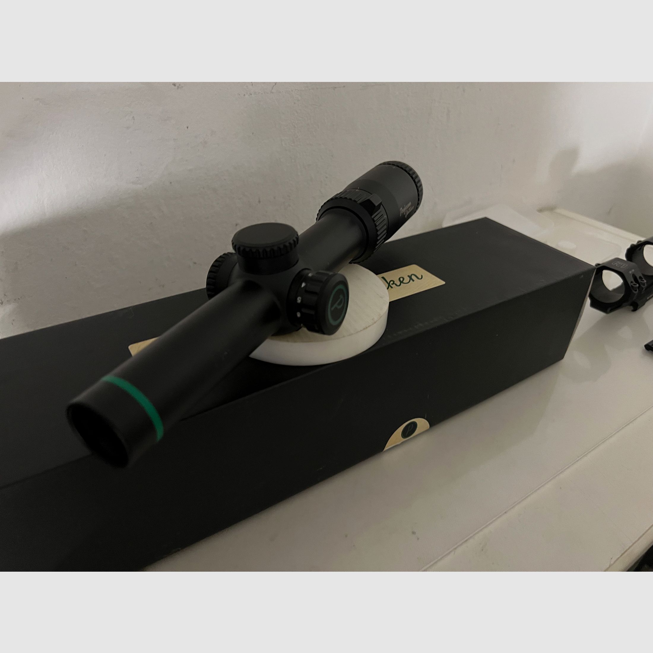 Staffelsee - 1-8x24 LD V2 Zieloptik/Zielfernrohr mit Leuchtfaser-Absehen 4 - mit vollvergütetem LD-Glas für Drückjagd/Bewegungsjagd - robust, stickstoffgefüllt & schussfest