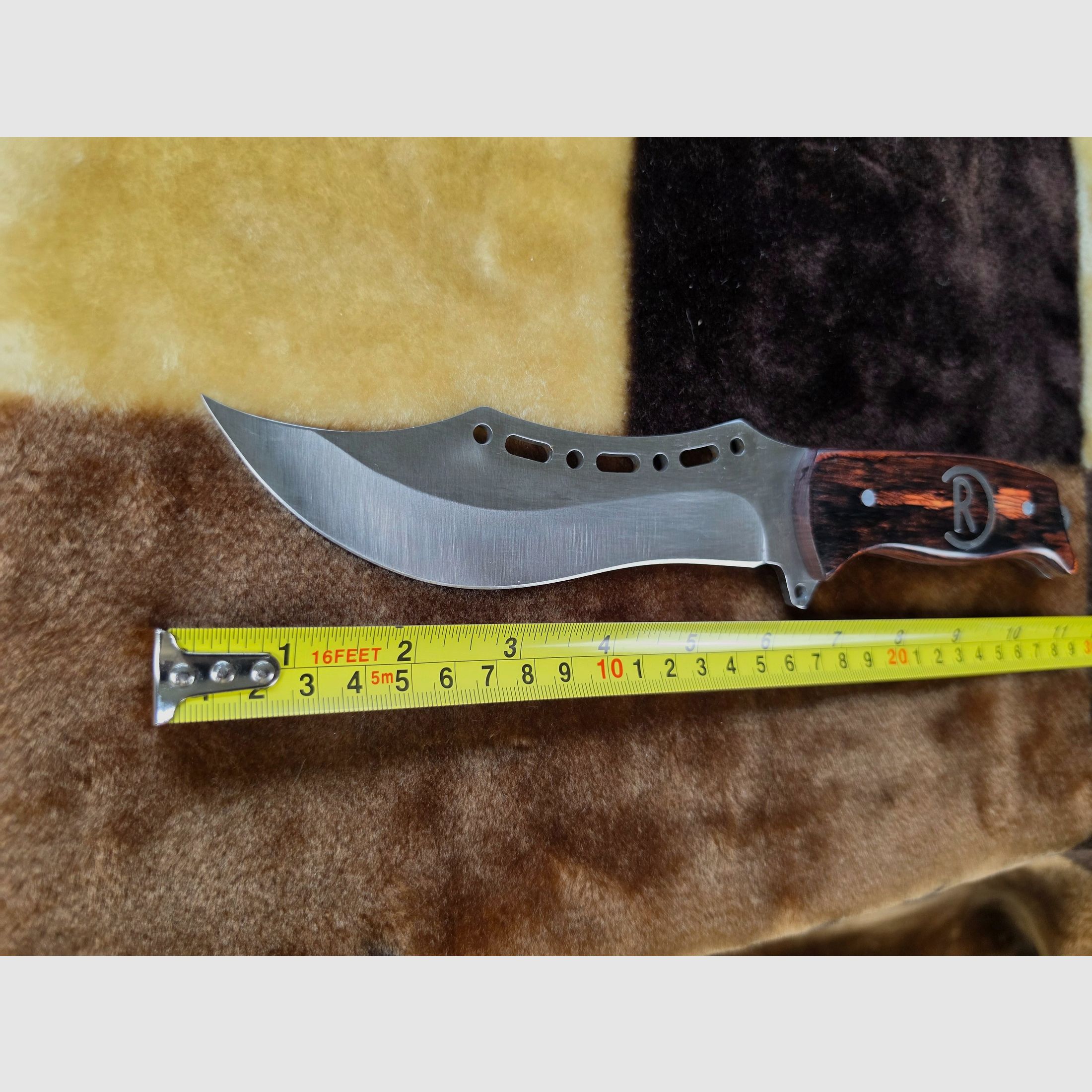 Massives Outdoor-, Jagd- & Skinningmesser mit Holzgriff und Schwungvoller Klinge – Edler & Robuster Begleiter für Bushcraft & Jagd, Bild 2 von 4
