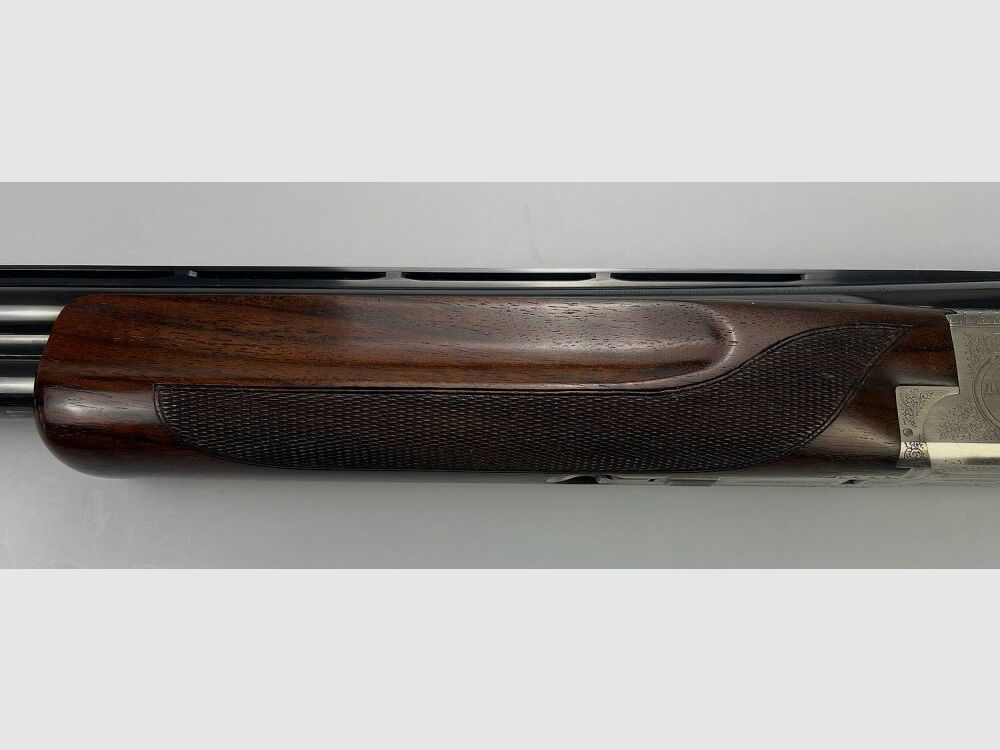 Browning B125