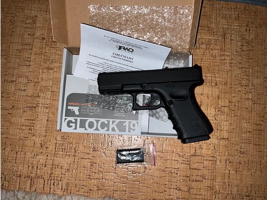 Glock 19 CO2 4,5 mm BBs NEU