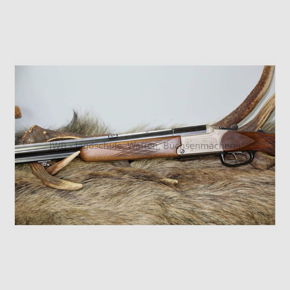 Blaser ES 63 ideal women's weapon with only 35 cm stock length 7x65R;12/70