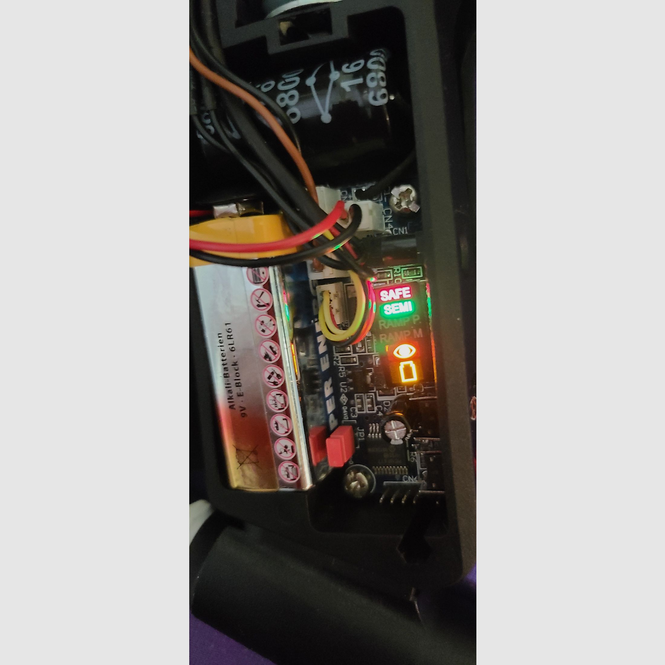 PAINTBALL / E - PNEUMAT / ZEN HIGH VOLTAGE 2 / cal. 68 with ACCESSORIES / ! READ DESCRIPTION !