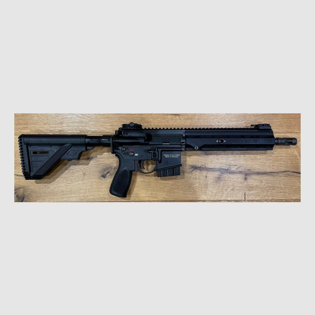 Heckler und Koch MR223, version A3, cal. .223 Rem., 11", noir, garde-main fermé
