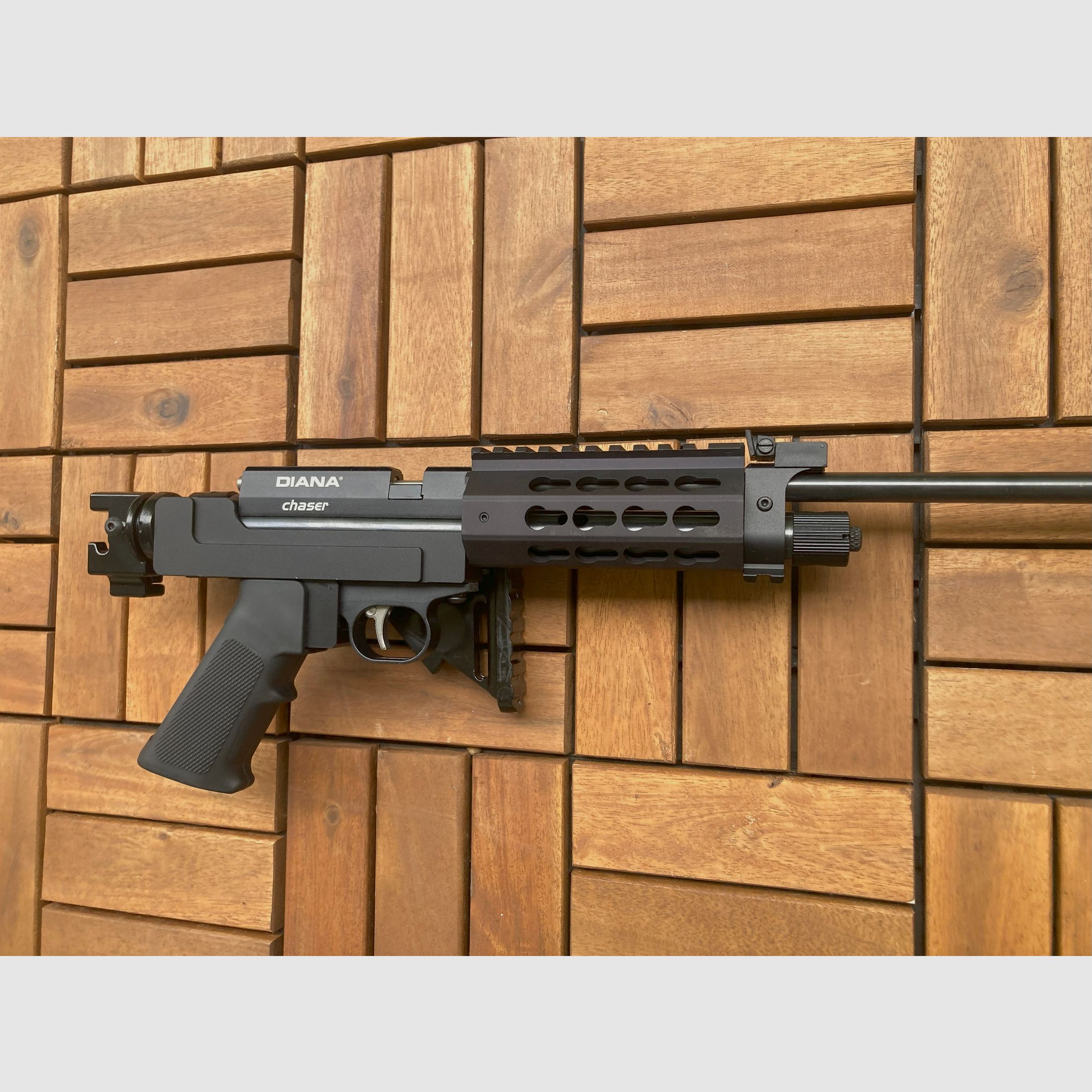 Diana Chaser Luftgewehr Kaliber 4,5mm neuwertiger taktischer Umbau LR300 AR15 Stil