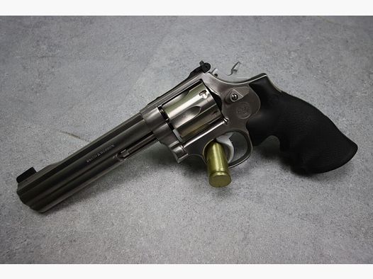 Smith & Wesson 686 Super Target Champion