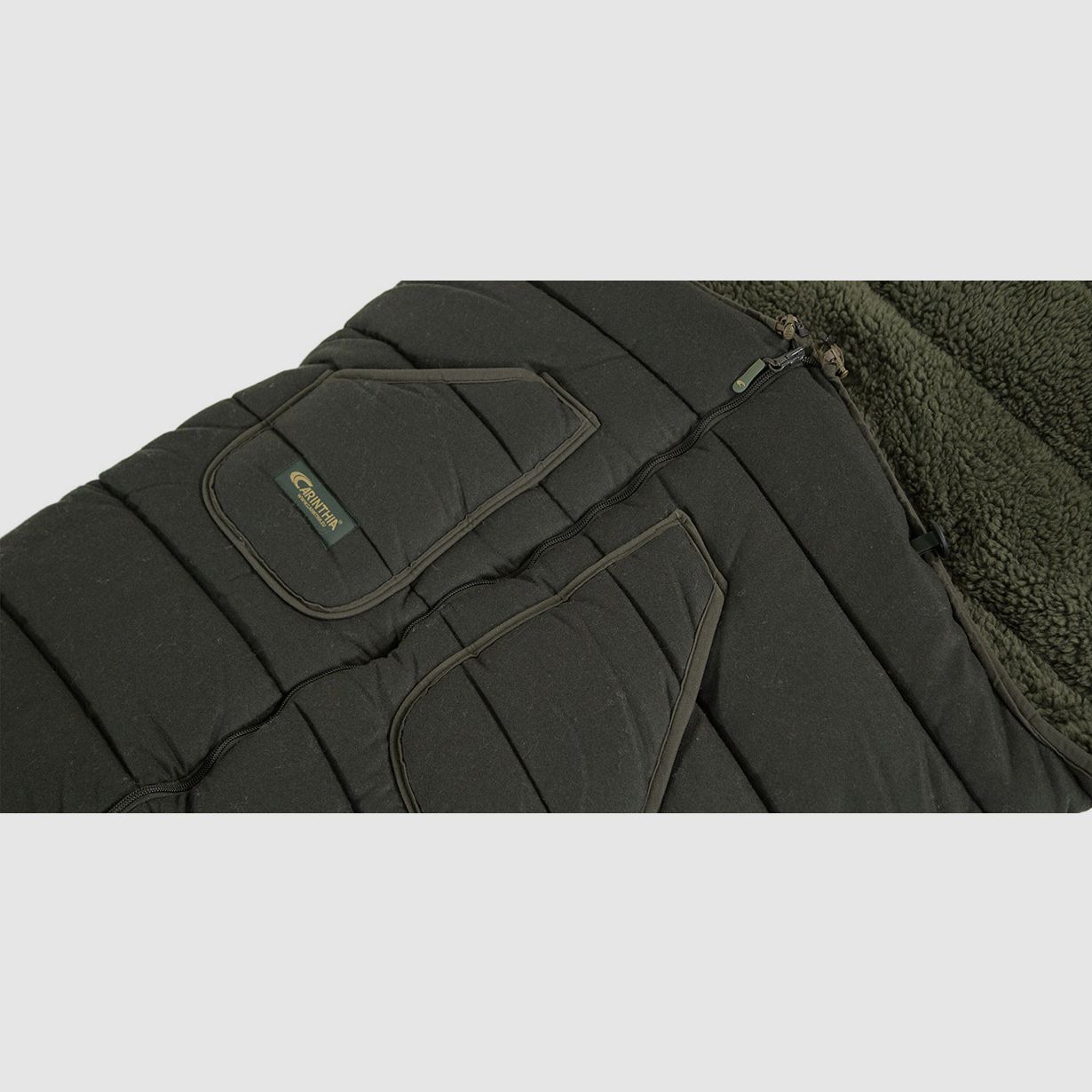 Carinthia Loden Ansitzsack Fell - Größe: verschiedene