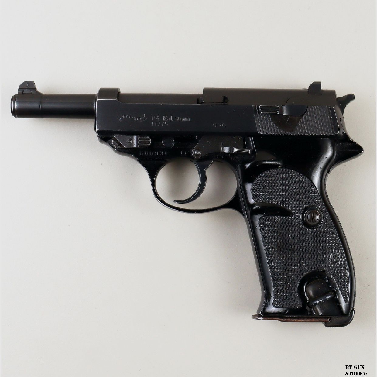 Pistolet Walther mod. P4 cal. 9×19 mm n° de série 600934, image 1 sur 15